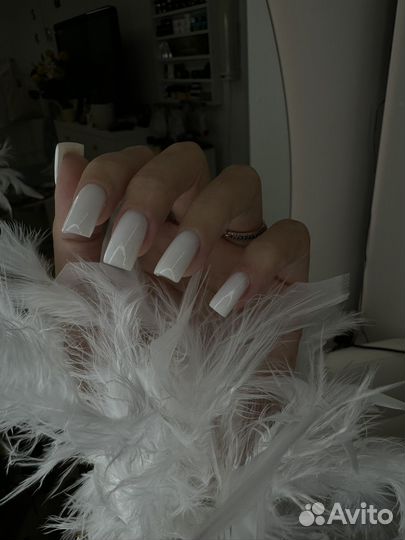 Мастер маникюра и педикюра