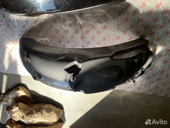 Крыло заднее triumph bonneville и стоп сигнал