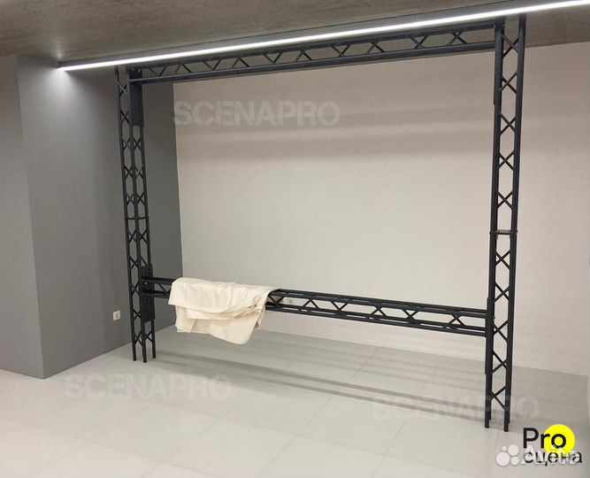 Алюминиевый каркас для проекционных экранов