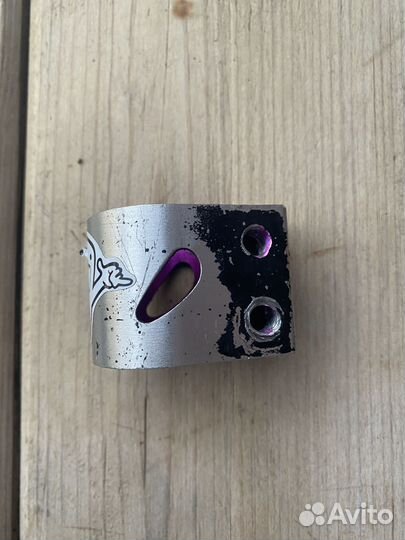 Зажим теч тим