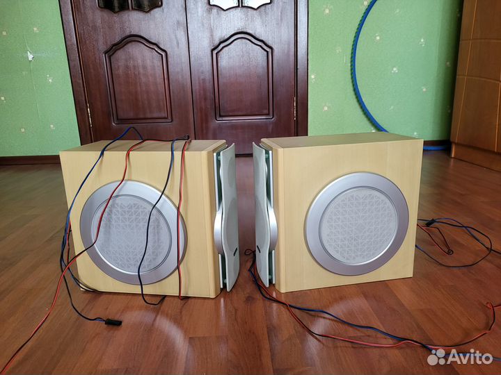 Музыкальная колонка