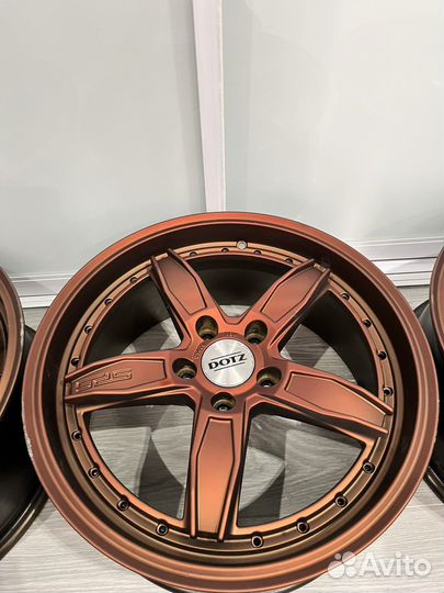 Литые диски Dotz SP5 R18 5x112 8 d72.6 ET35