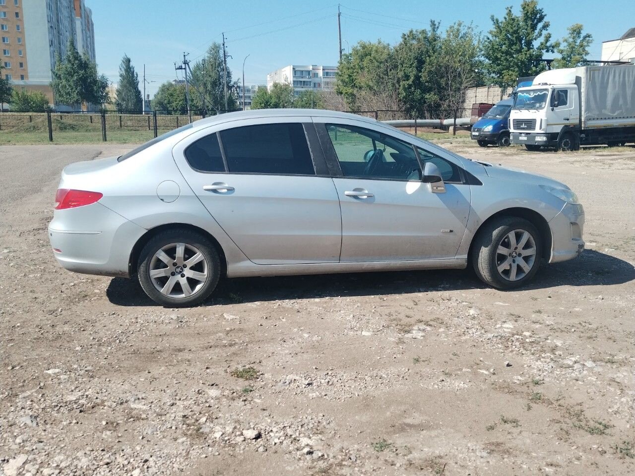 Peugeot 408: фото владельца