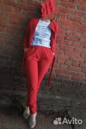 Женская одежда.