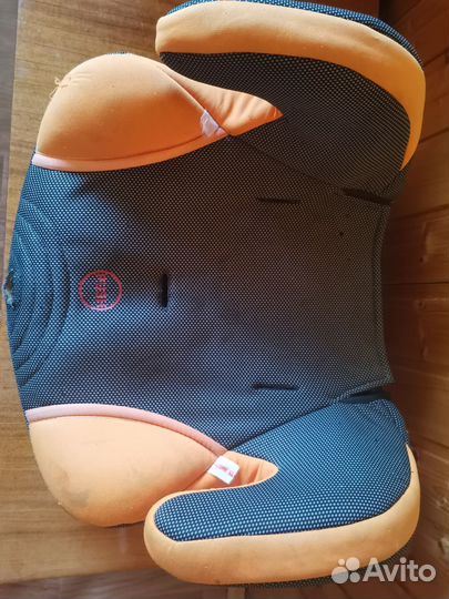 Автокресло бустер