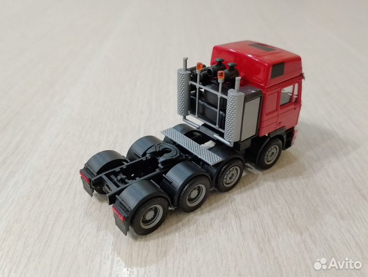 473) Тягач MAN E 2000 четырёхосный