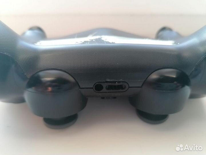 Sony Dualshock 4 v2 (Черный) Б/У