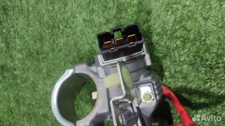 Замок зажигания Hyundai IX35 2011