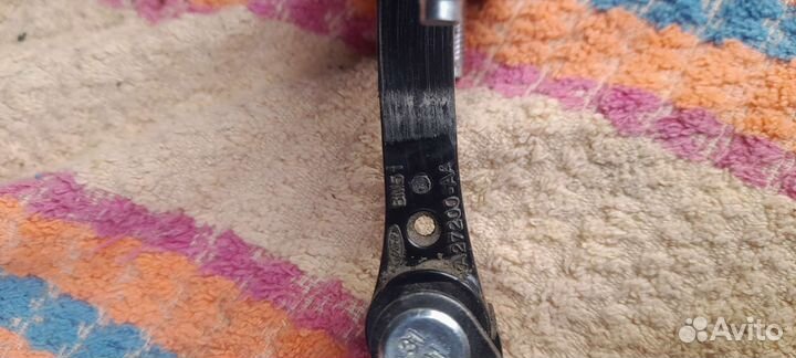 Ограничитель двери ford focus 3