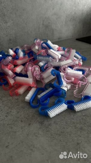 Щетки для маникюра