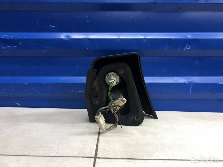 Фонарь задний правый Mitsubishi Galant EA2W 2.0