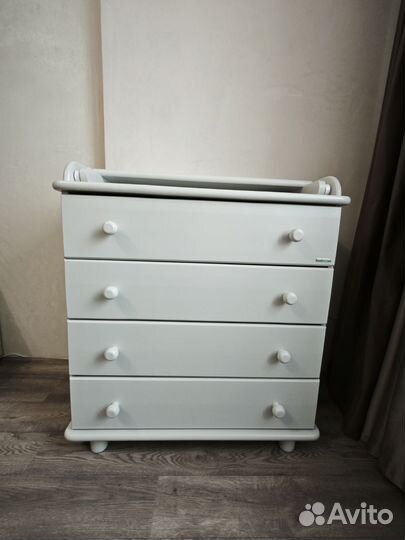 Пеленальный комод и кроватку Гандылян