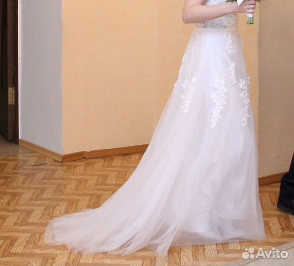 Свадебное платье