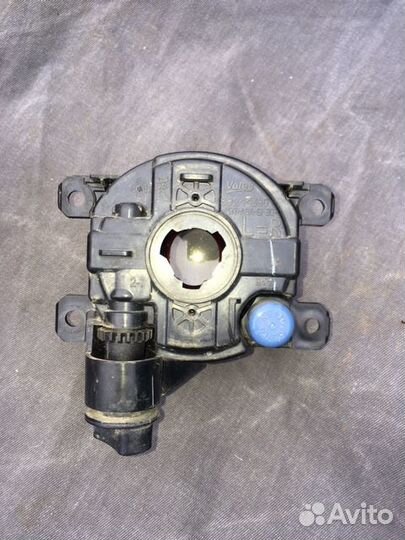 Фара противотуманная 33900stka11