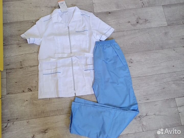 Медицинский костюм женский 48-50 размер