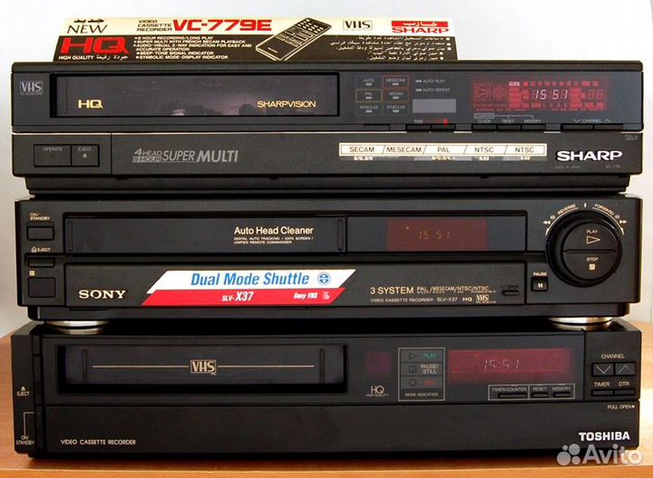 Видеомагнитофоны разные