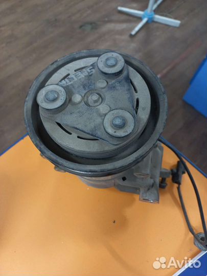 Компрессор кондиционера Kia Spectra