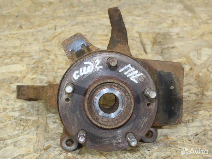 Кулак передний левый Kia Ceed 2