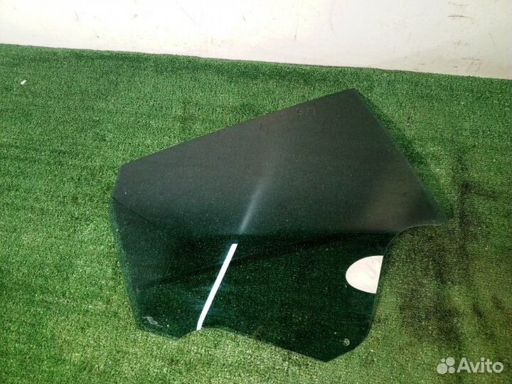 Стекло двери заднее правое LADA Xray Cross 21179