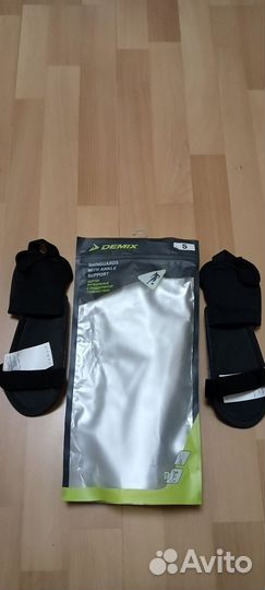 Щитки футбольные детские