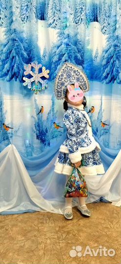 Продам,очень красивый, новогодний костюм снегурочк