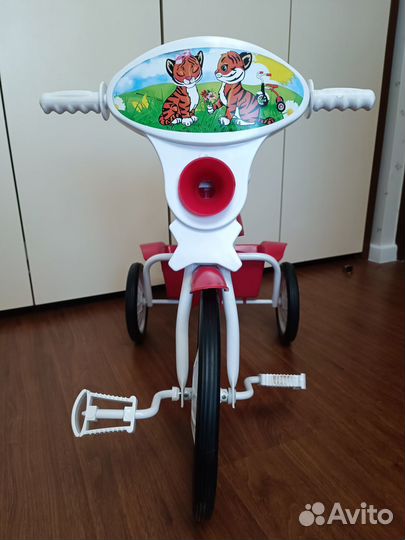 Велосипед для малышей с ручкой
