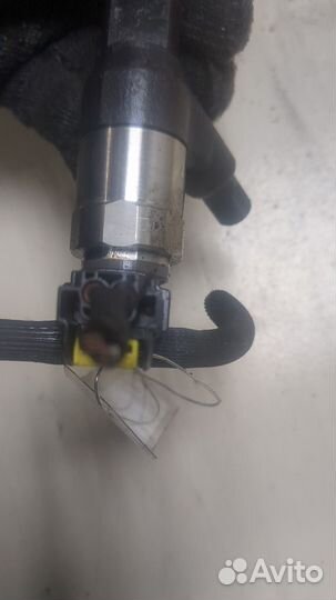 Форсунка топливная Opel Astra K 2015, 2016