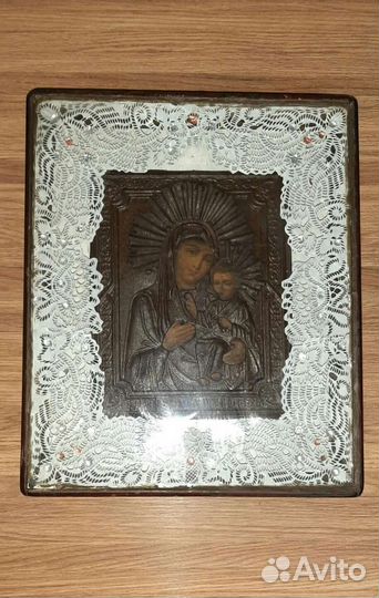 Старинная Икона Привратницы в киоте