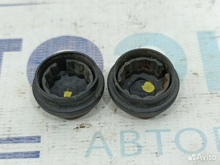 Крышка поводка дворников Chevrolet Cruze F16D3