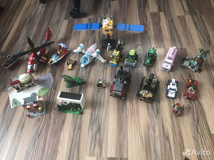 Продаются наборы лего конструктор