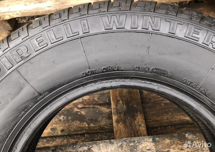 Pirelli Winter Carrier 205/75 R15 97Q