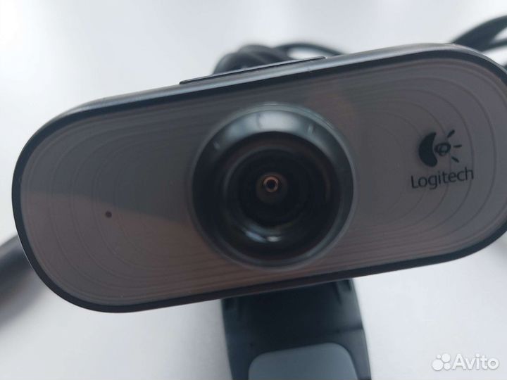 Веб камера Logitech c270