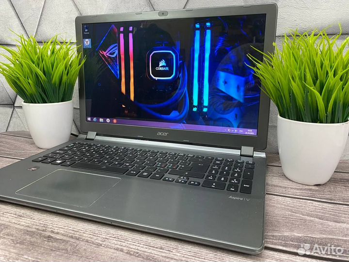 Ультрабук Acer/8GB/SSD512/Raden 8750m 2GB