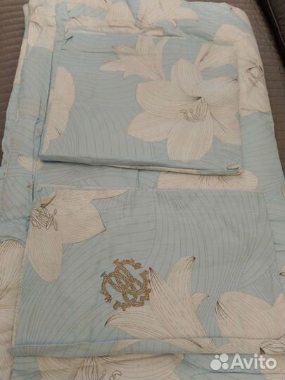 Комплект постельного белья с лёгким одеялом