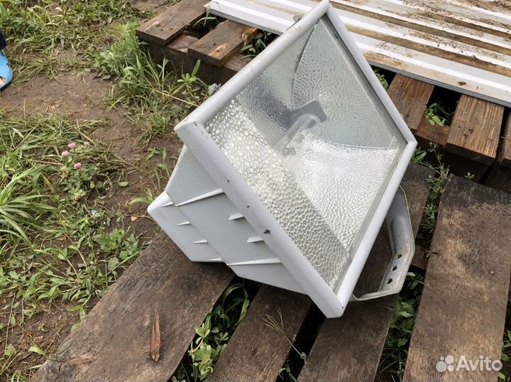 Светильник с лампами днат 250w osram и Philips