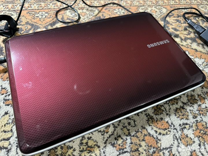 Ноутбук samsung np-r530