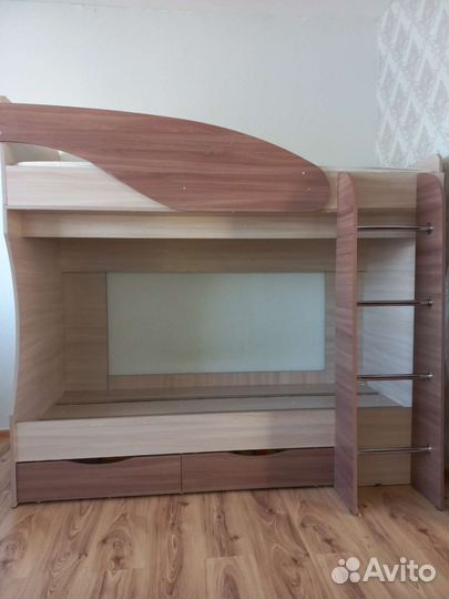 Двухъярусная кровать бу