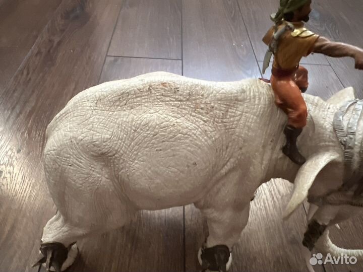 Боевой слон Schleich