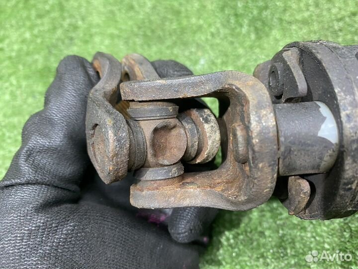 Рулевой карданчик suzuki jimny JB23W K6A 2009