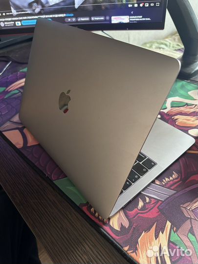 Apple MacBook Pro 13 2019