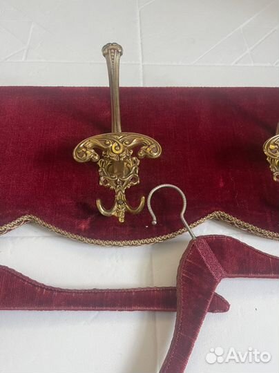 Антикварная (старинная) вешалка для вещей