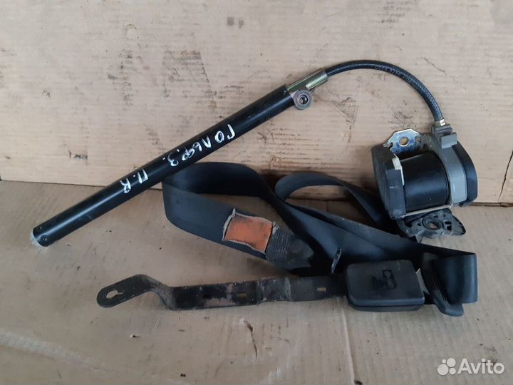 Ремень безопасности Фольксваген Гольф 3