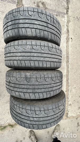 Комплект зимней резины на дисках BMW r18