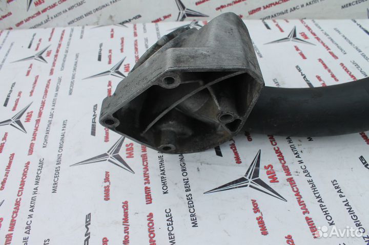 Кронштейн опоры двигателя W211 Om646 Mercedes