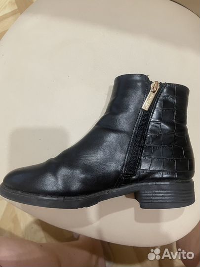 Демисизонные полусапожки для девочки 33