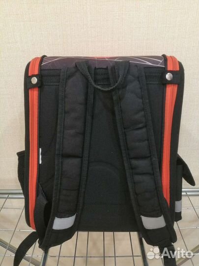 Портфель рюкзак школьный