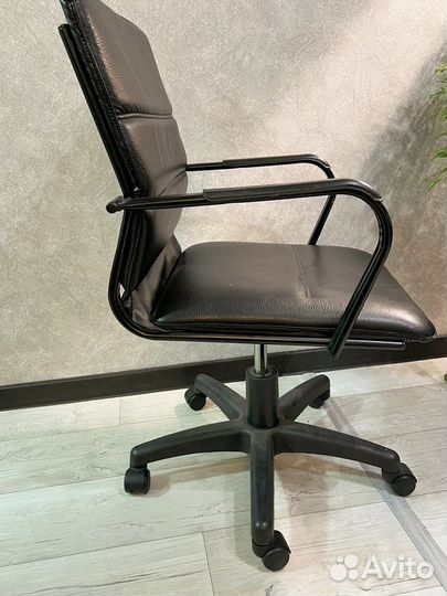 Компьютерное кресло