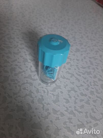 Контейнер вертикальный для линз