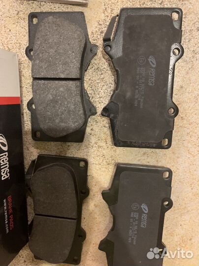 Тормозные передние колодки на ландкрузер прадо 150