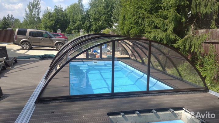 Сматывающее устройство для бассейна